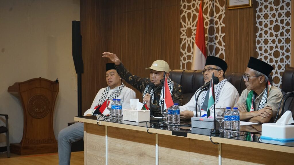 KH Bachtiar Nasir Ungkap Kesuksesan Aksi Bela Palestina di Monas